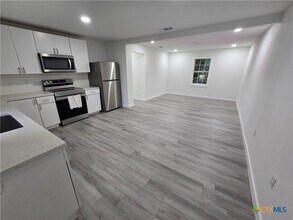 202 Marston Ave in Copperas Cove, TX - Building Photo - Building Photo