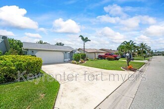 13230 Heather Ridge Loop in Ft. Myers, FL - Building Photo - Building Photo