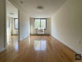 E. Williamsburg Affordable Full-Amenity Bl in Brooklyn, NY - Building Photo