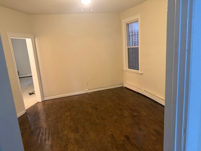 422 Jelliff Ave in Newark, NJ - Foto de edificio - Building Photo