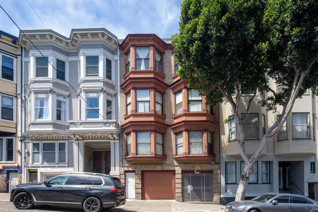 1449 Hyde St in San Francisco, CA - Building Photo