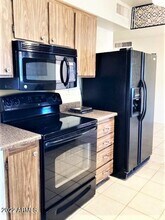 10015 W Kelso Dr in Sun City, AZ - Foto de edificio - Building Photo