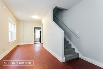 4023 Taylor Blvd in Louisville, KY - Building Photo - Building Photo