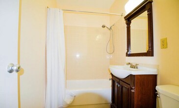 28 Juniper St, Unit 78 in Brookline, MA - Building Photo - Building Photo
