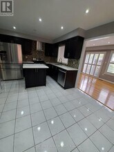 5486 Antrex Crescent in Mississauga, ON - Building Photo - Building Photo