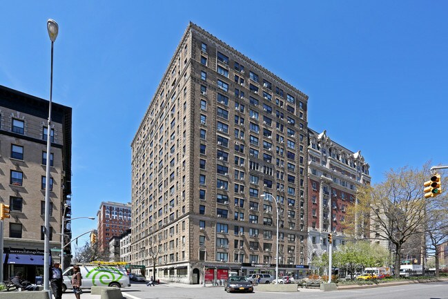 The Broadmoor in New York, NY - Building Photo - Building Photo