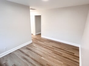 818 Wiggington Rd in Lynchburg, VA - Building Photo - Building Photo