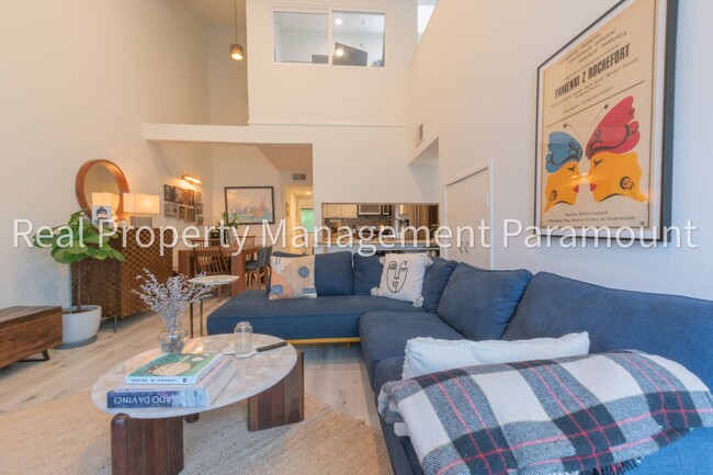 property at 6665 Franklin Ave