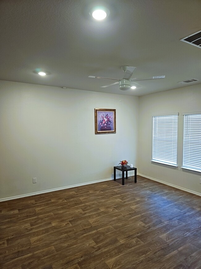 2907 Panther Spgs in New Braunfels, TX - Building Photo - Building Photo