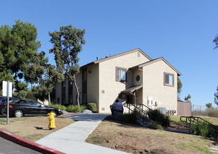 4273-4283 Juniper St in San Diego, CA - Building Photo - Building Photo