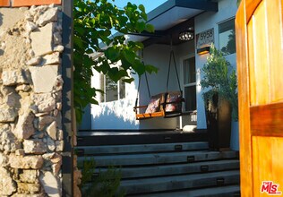 5958 Overhill Dr in Los Angeles, CA - Building Photo - Building Photo
