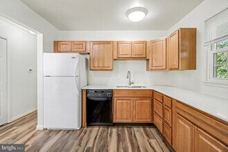 13828 Londonderry Ct in Woodbridge, VA - Building Photo - Building Photo