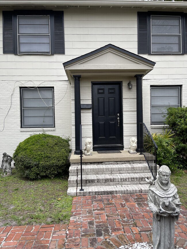 property at 1239 Donald St