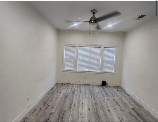 119 S Westmoreland Ave, Unit 119, Unit 119