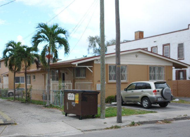 1635 NW 3rd St in Miami, FL - Building Photo - Building Photo