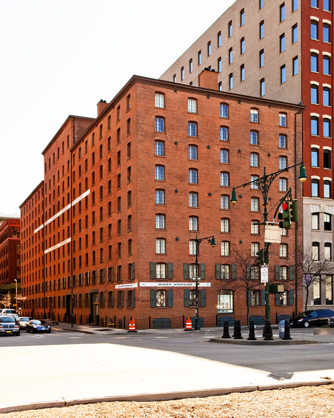 The Sugar Lofts in New York, NY - Foto de edificio - Building Photo