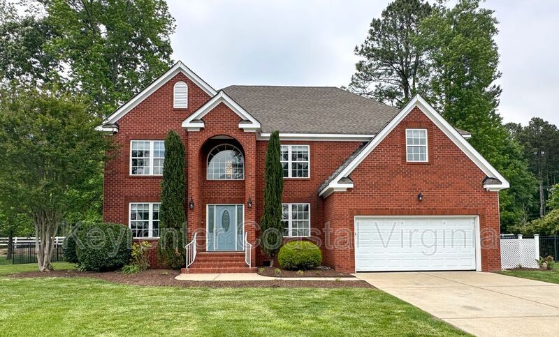 652 Westminster Reach in Smithfield, VA - Building Photo