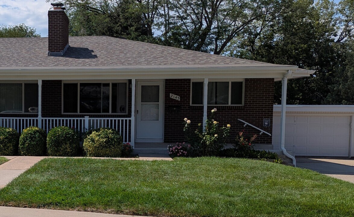 2143 19th Avenue in Greeley, CO - Foto de edificio