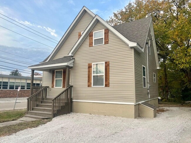 1101 Pannell St in Columbia, MO - Building Photo - Building Photo