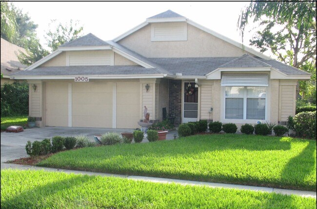property at 1005 Nin St