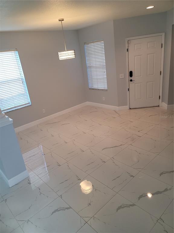18405 Kentisbury Ct in Land O Lakes, FL - Building Photo - Building Photo