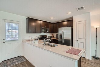 13803 Mussel Rn in Elgin, TX - Building Photo - Building Photo