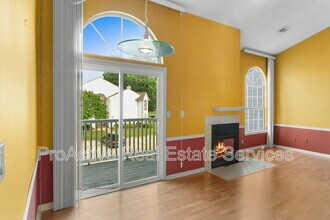 721 Mt Holly Muse Rd in Virginia Beach, VA - Building Photo - Building Photo