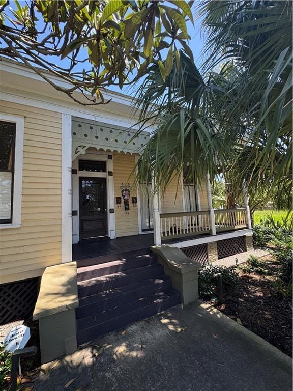 property at 808 Dauphin St