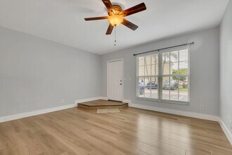 2856 Belmont Ln in Hollywood, FL - Building Photo - Building Photo