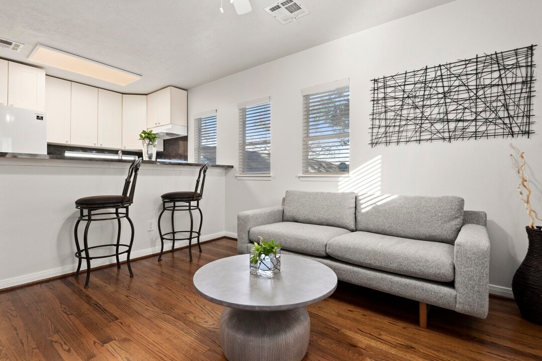 533 Granberry St in Houston, TX - Building Photo