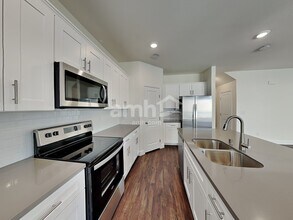 8814 Carmine Cob Ave in Las Vegas, NV - Building Photo - Building Photo