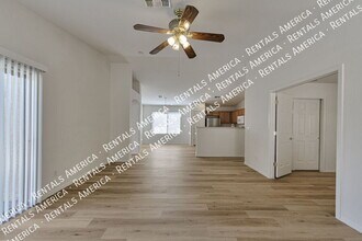 8421 S Burien Rd in Tucson, AZ - Building Photo - Building Photo