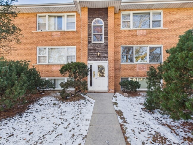 property at 755 Dulles Rd