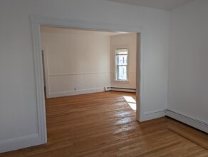 77 Vinton St in Providence, RI - Building Photo - Building Photo
