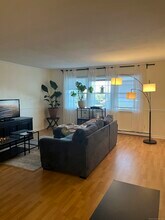 1730 State St in Hamden, CT - Building Photo - Building Photo