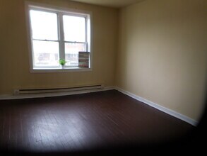 906 1st St in Baltimore, MD - Building Photo - Building Photo
