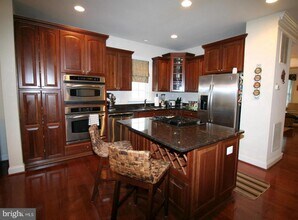 41815 Bristow Manor Dr in Ashburn, VA - Building Photo - Building Photo