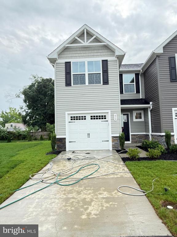property at 613 Laurelwood Dr