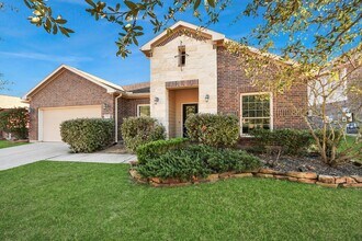 7610 Willow School Dr in Spring, TX - Foto de edificio - Building Photo