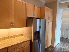 201 E Innes St in Salisbury, NC - Foto de edificio - Building Photo