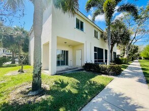5084 Palmbrooke Cir in West Palm Beach, FL - Building Photo - Building Photo
