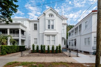 176 Broad St in Charleston, SC - Building Photo - Building Photo