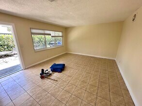 1129 NE 15th St in Fort Lauderdale, FL - Building Photo - Building Photo