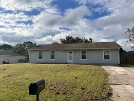 6690 Cairo Rd in Cocoa, FL - Building Photo