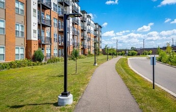 Harbor at Twin Lakes 55+ Apartments in Roseville, MN - Building Photo - Building Photo