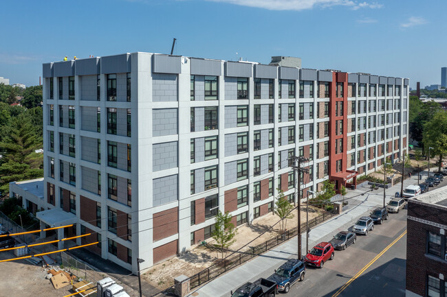 Amory Street Apartments in Boston, MA - Foto de edificio - Primary Photo