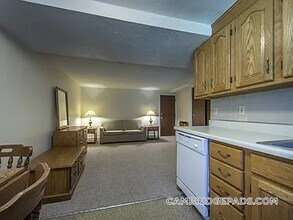 9 Chester St in Cambridge, MA - Foto de edificio - Building Photo