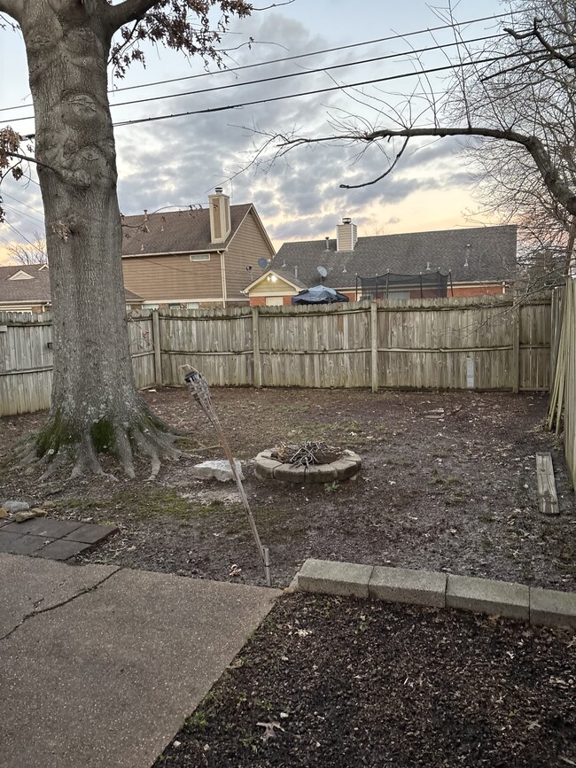 1626 Raybrad Dr in Memphis, TN - Building Photo - Building Photo