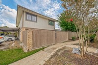 12042 Mighty Oak Dr in Houston, TX - Building Photo - Building Photo