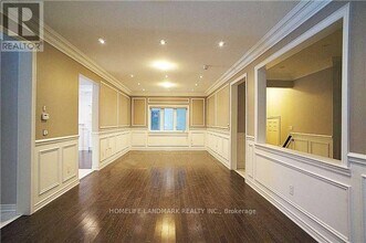 39 Briarfield Ave in East Gwillimbury, ON - Building Photo - Building Photo